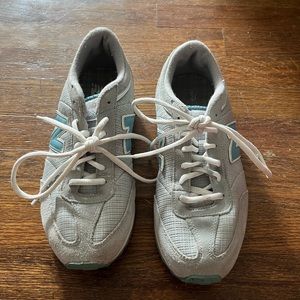 New balance grey 556 sneakers size 7.5 grey